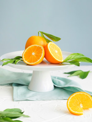 oranges in bowl